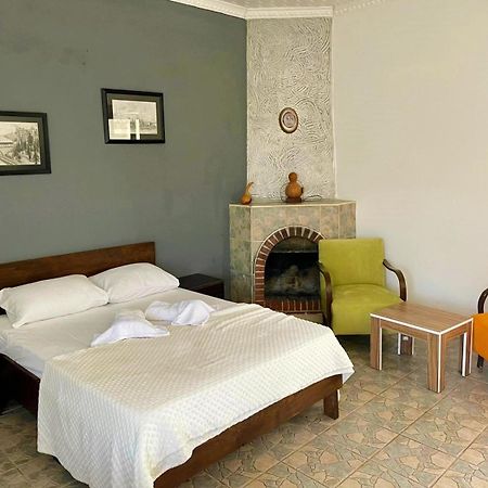Castle Karpasia Guest House Authentic Atmosphere ! Rizokarpaso Bagian luar foto