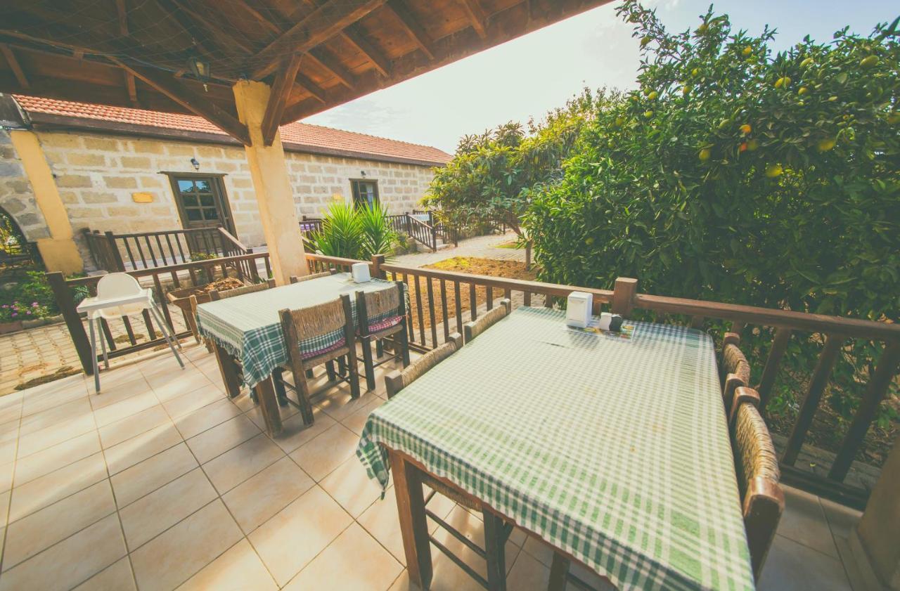 Castle Karpasia Guest House Authentic Atmosphere ! Rizokarpaso Bagian luar foto